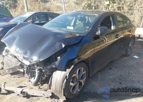 2021 Kia Forte Lxs из США, поврежденный, VIN 3KPF24AD7ME406495